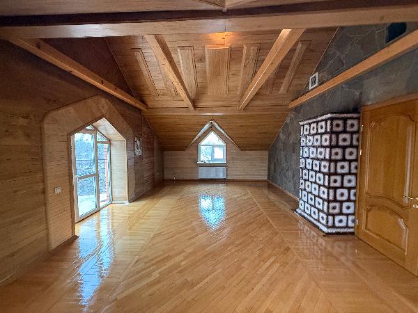  - фото нерухомості